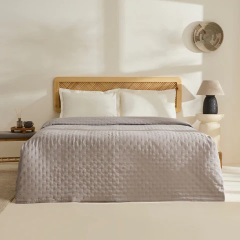 Breezy – Jeté de lit gris 160 x 240 cm