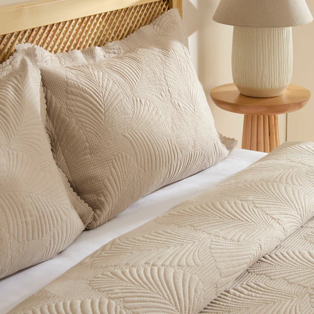 Ensemble Couvre-lit Leaf Beige 230x240 cm + 2 (50x70 cm) - Image 6