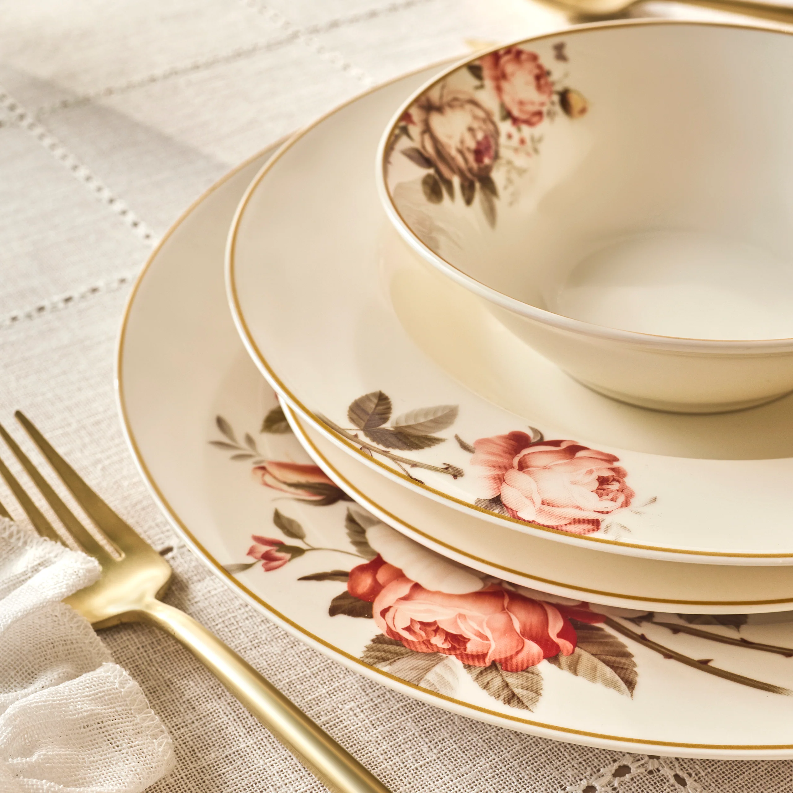 Karaca Bone China Rosie Service de Table 24 Pièces pour 6 Personnes, Multicolore - Image 11