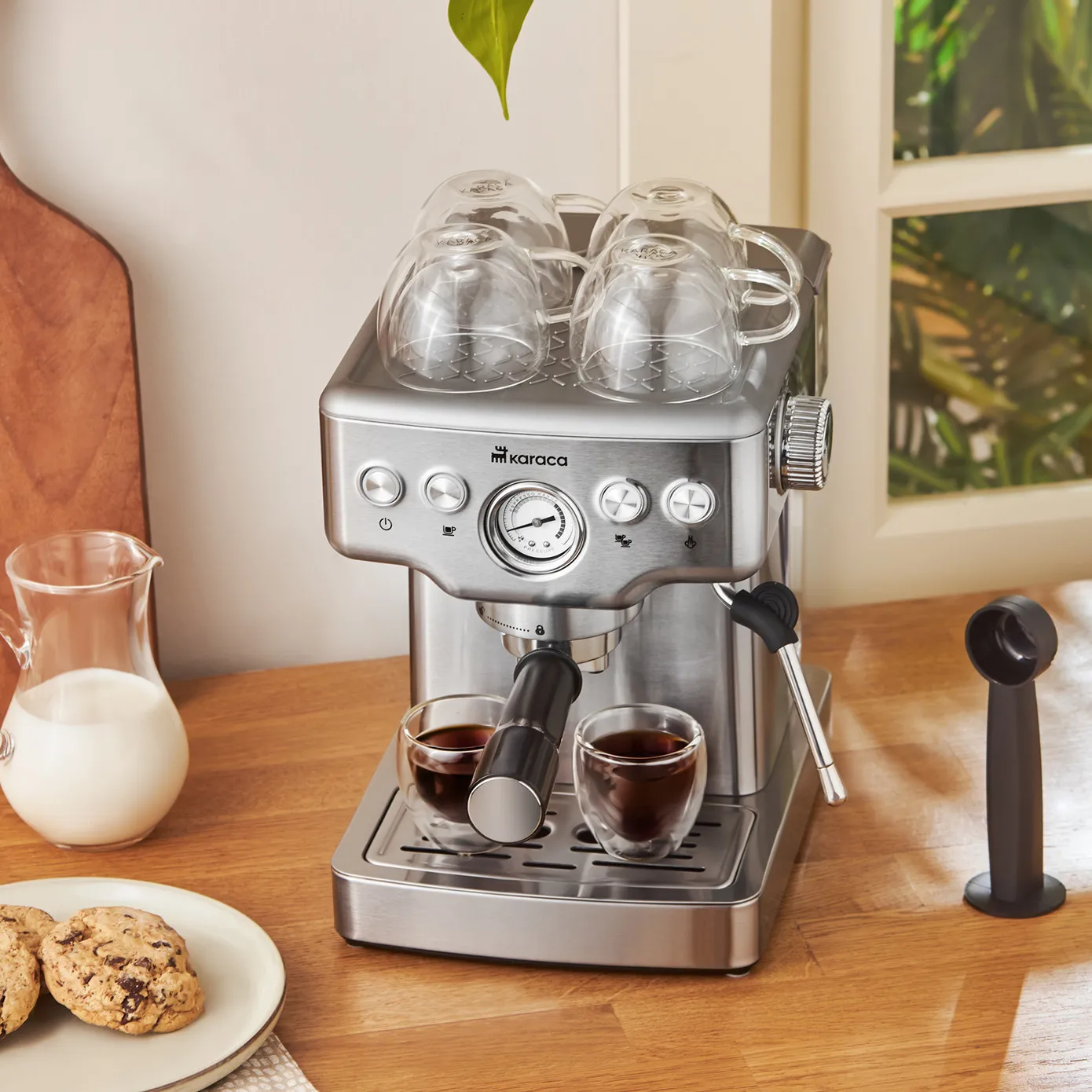 Machine à Café Karaca Coffee Art 1353 pour Espresso, Latte, Cappuccino, Americano avec Mousseur à Lait, 20 Bars de Pression, 1,8L Inox - Image 2