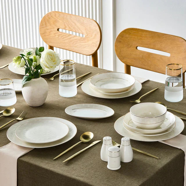 Karaca Elegance Bone Mandarin Service de table 53 pièces pour 12 personnes Or - Image 2