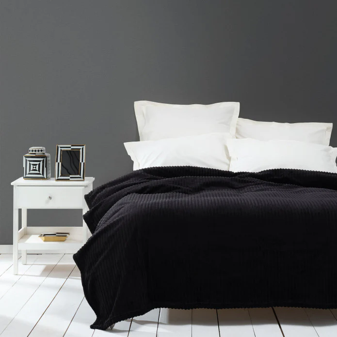 Karaca Home Joena Couverture Simple Noire