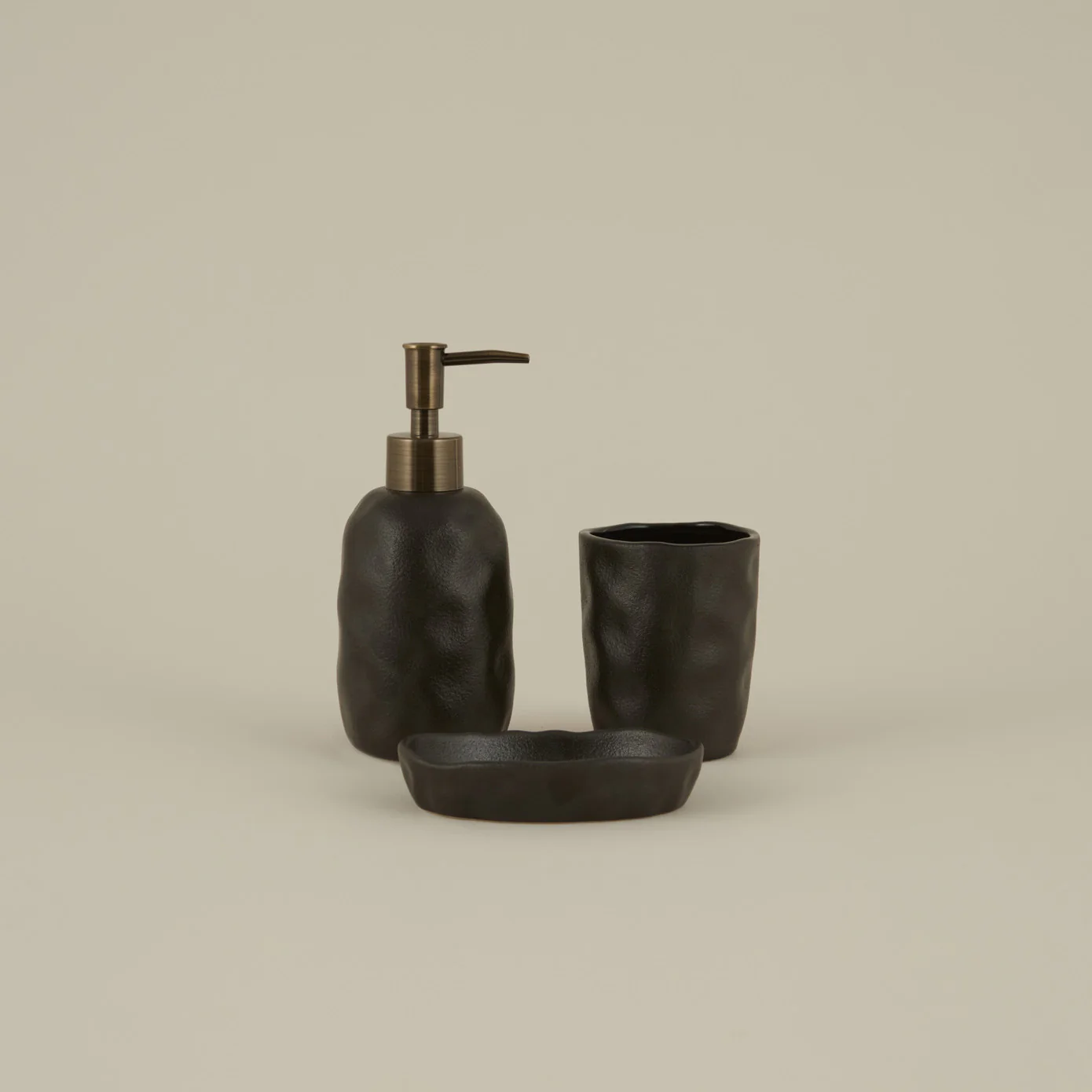 Karaca Home Tracy Set de 3 Accessoires de Salle de Bain Noir - Image 2