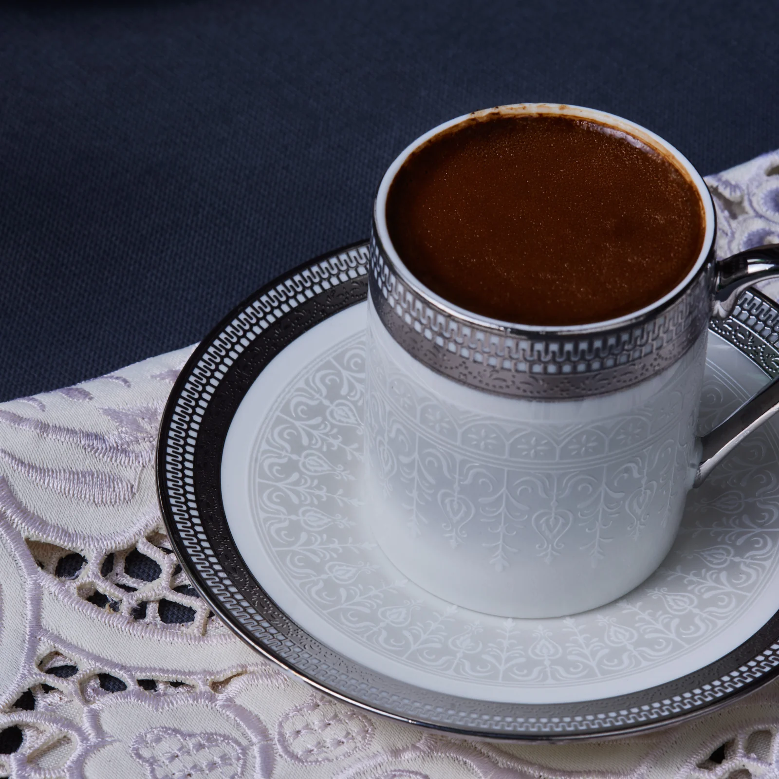 Ensemble de Tasses à Café Karaca Royal Bone Kate pour 6 Personnes, 90 ml - Image 6