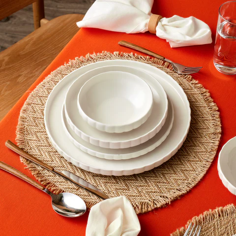 Service de table Karaca Stream Bone China Pumpkin 24 pièces pour 6 personnes, Blanc - Image 5