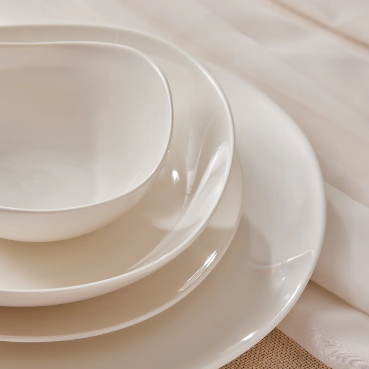 Service de Table Karaca Streamline Rubicon 24 Pièces pour 6 Personnes, Blanc - Image 12