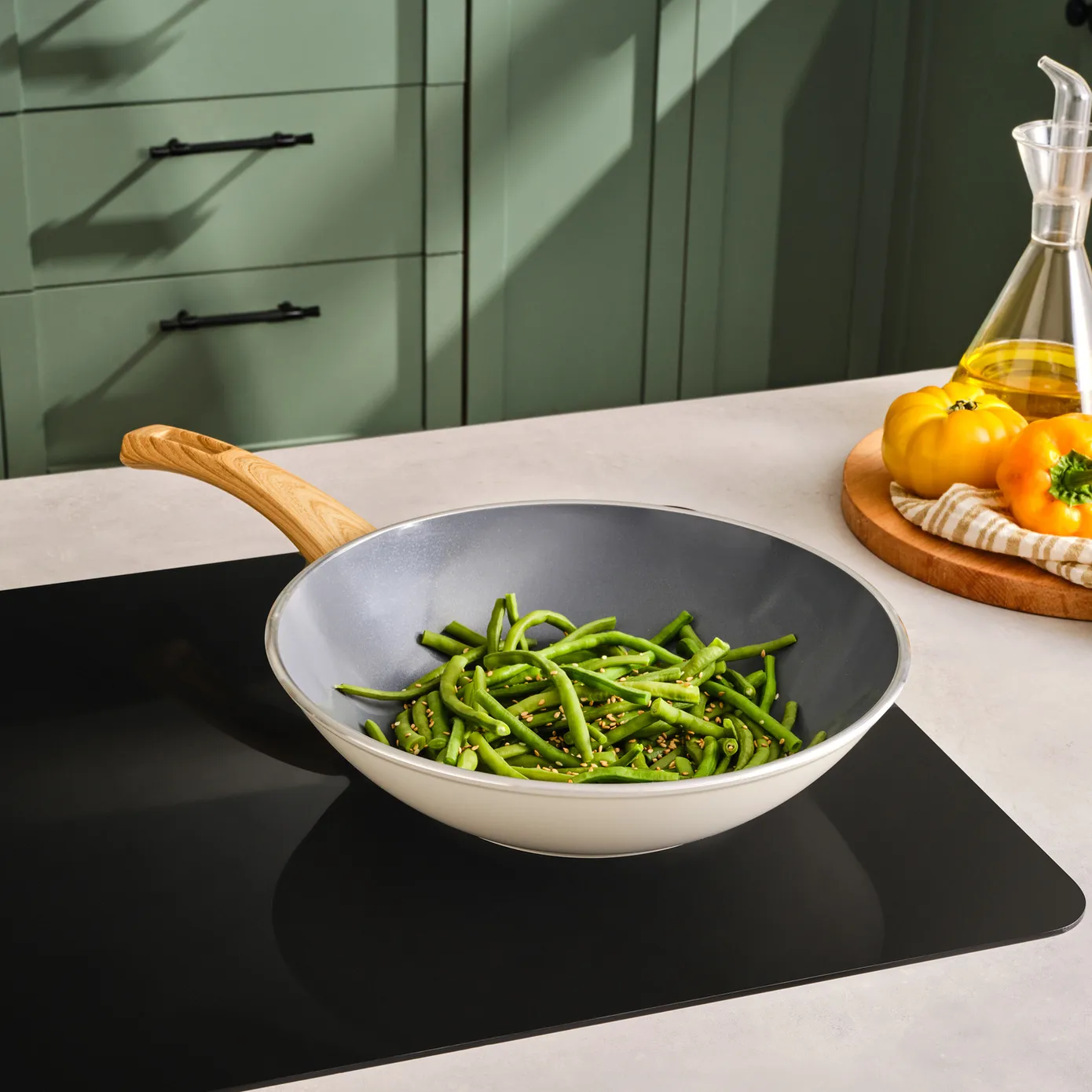 Karaca Swiss Crystal 28 Cm Wok Poêle, Crème - Image 3