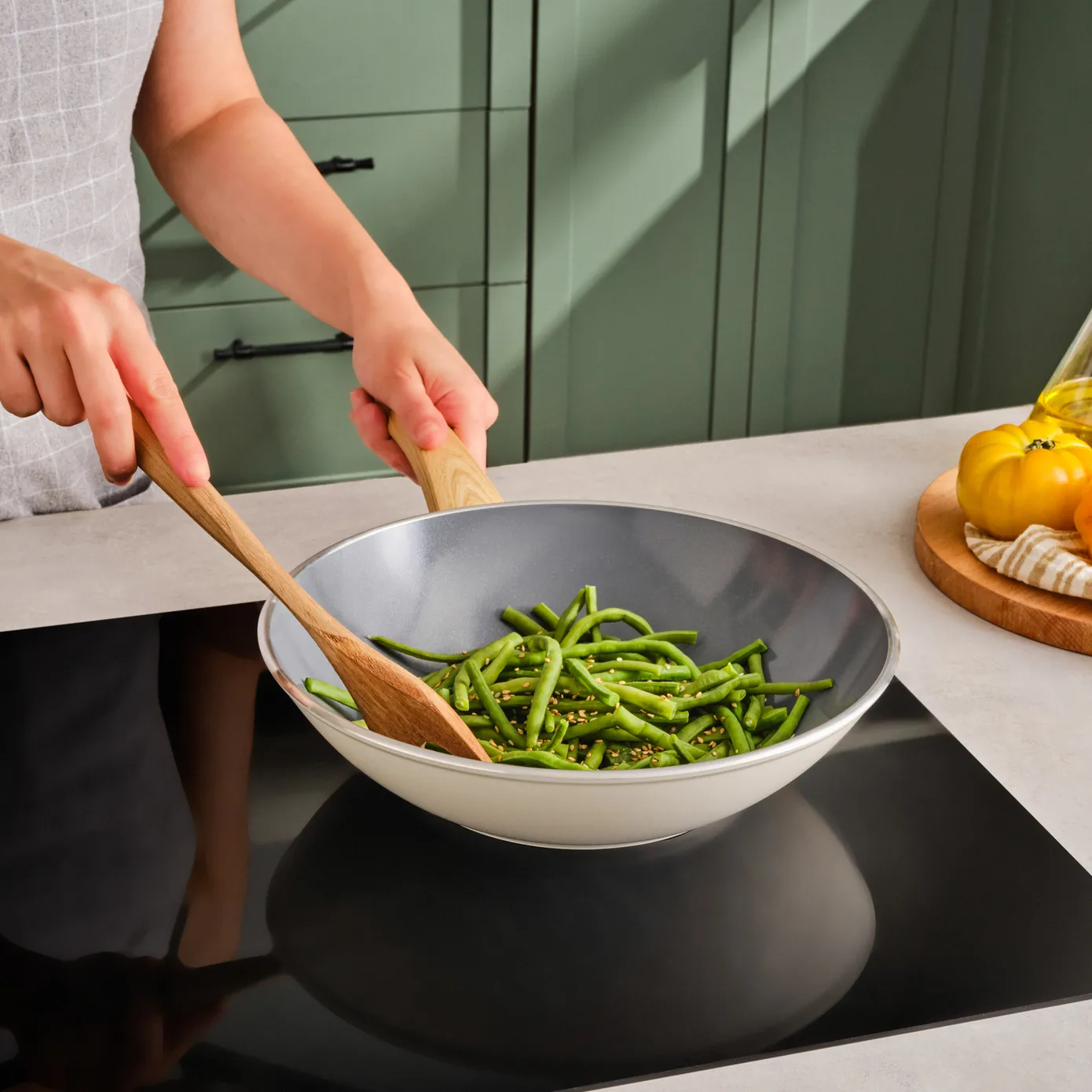 Karaca Swiss Crystal 28 Cm Wok Poêle, Crème - Image 5