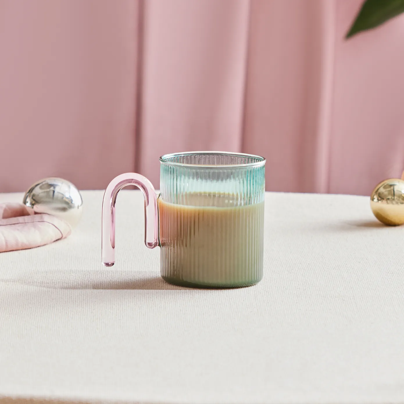 Mug Bleu Karaca Miracle, Manche Rose - Image 4