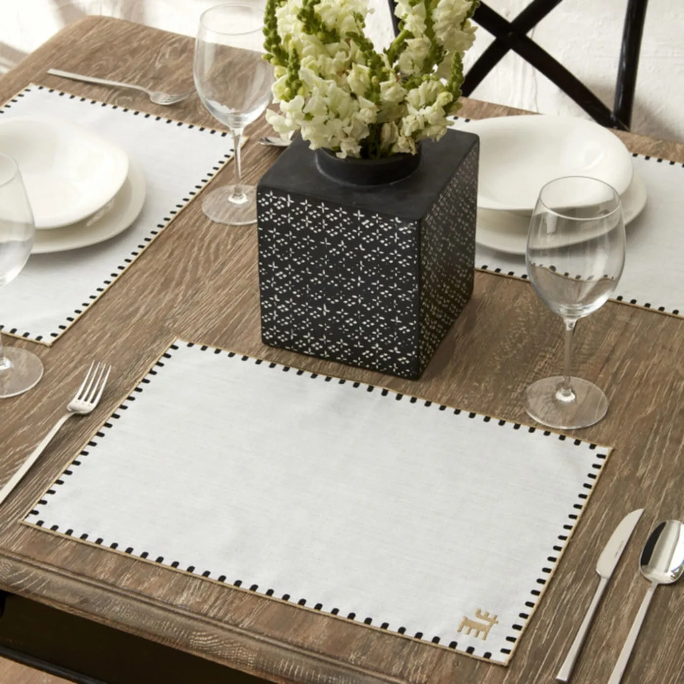 Napperon Karaca Home Collection Signature du 50e anniversaire, or blanc, rectangulaire - Image 3