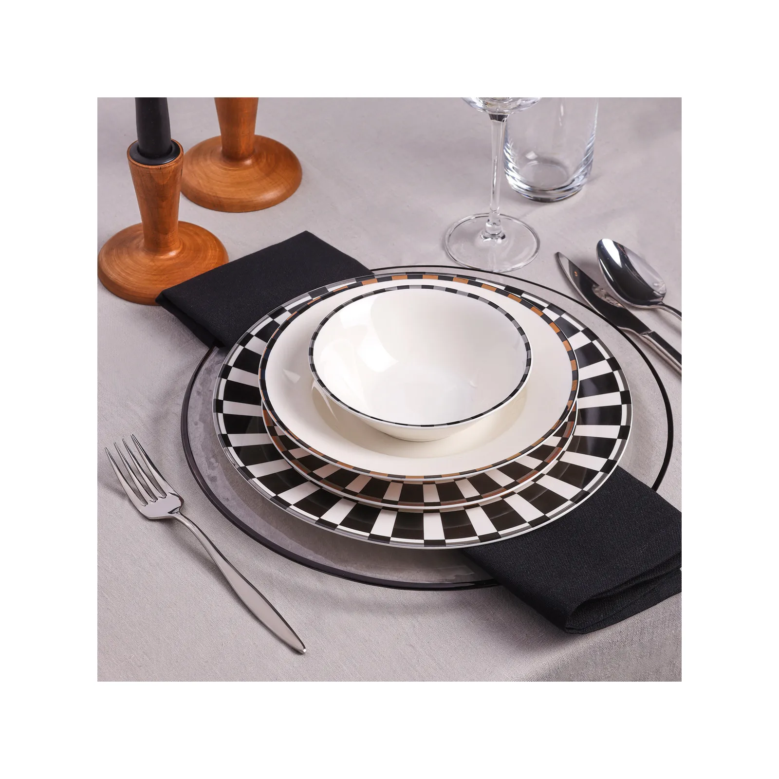 Service de table Karaca Aries pour 6 personnes, 24 pièces, noir - Image 2