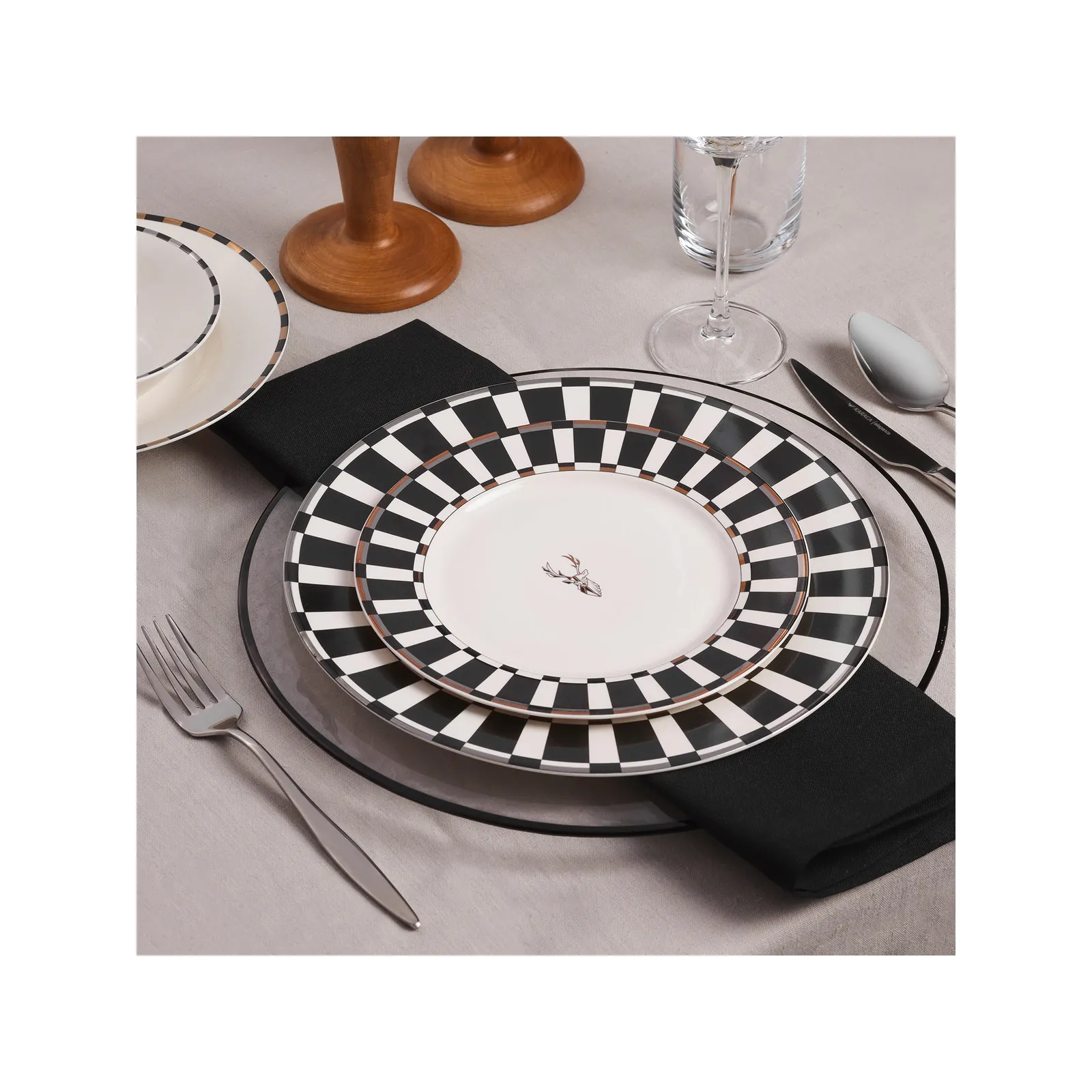 Service de table Karaca Aries pour 6 personnes, 24 pièces, noir - Image 3
