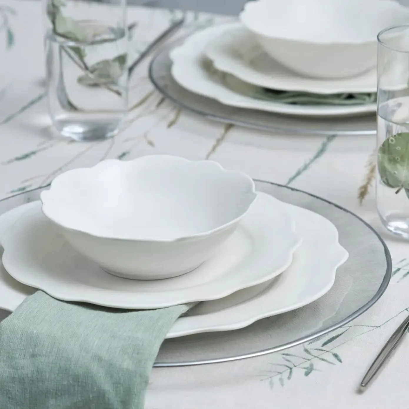 Service de table Karaca Daisy pour 4 personnes, 12 pièces, New Generation Bone, blanc - Image 2
