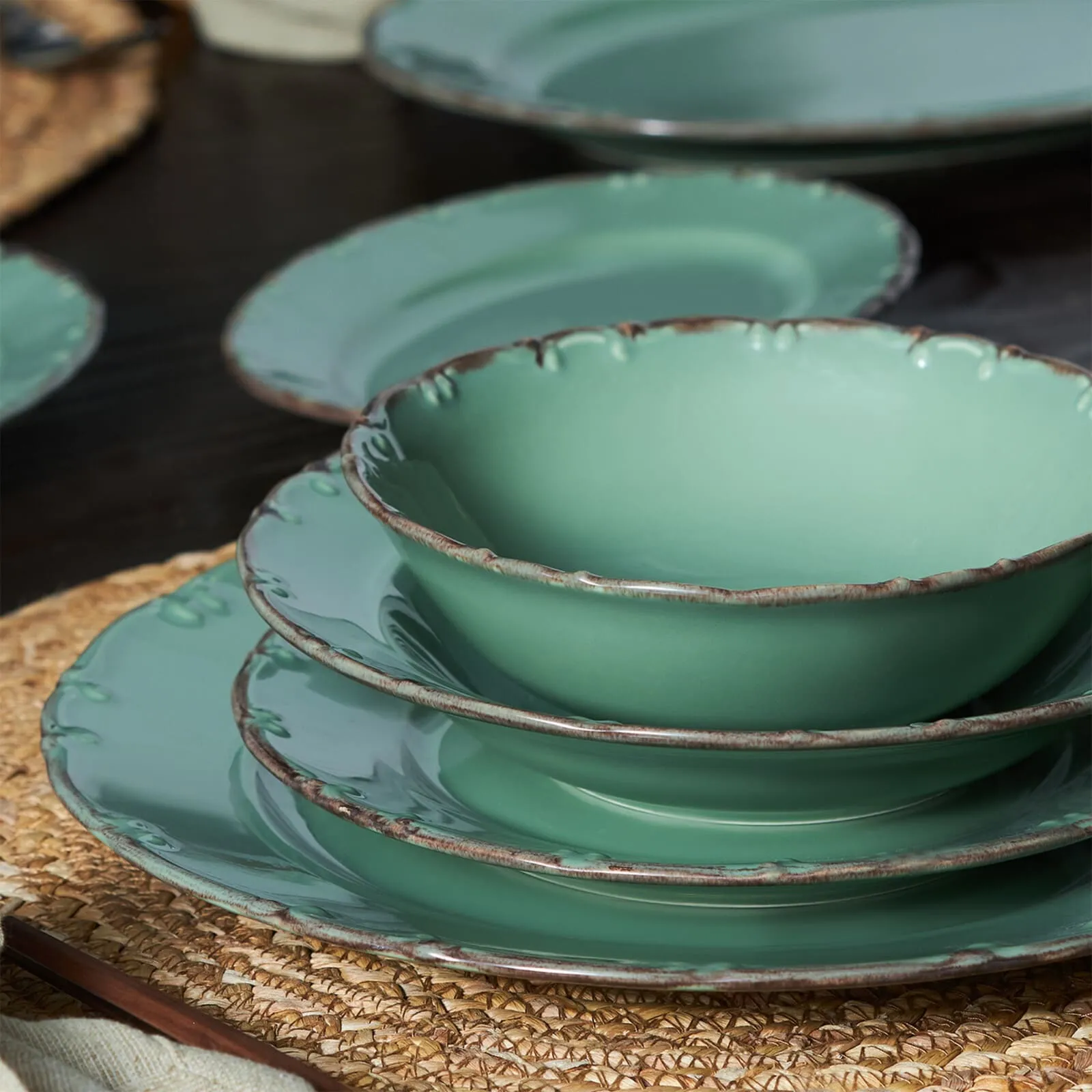 Service de table Karaca Poenza en porcelaine pour 8 personnes, 39 pièces - Image 2