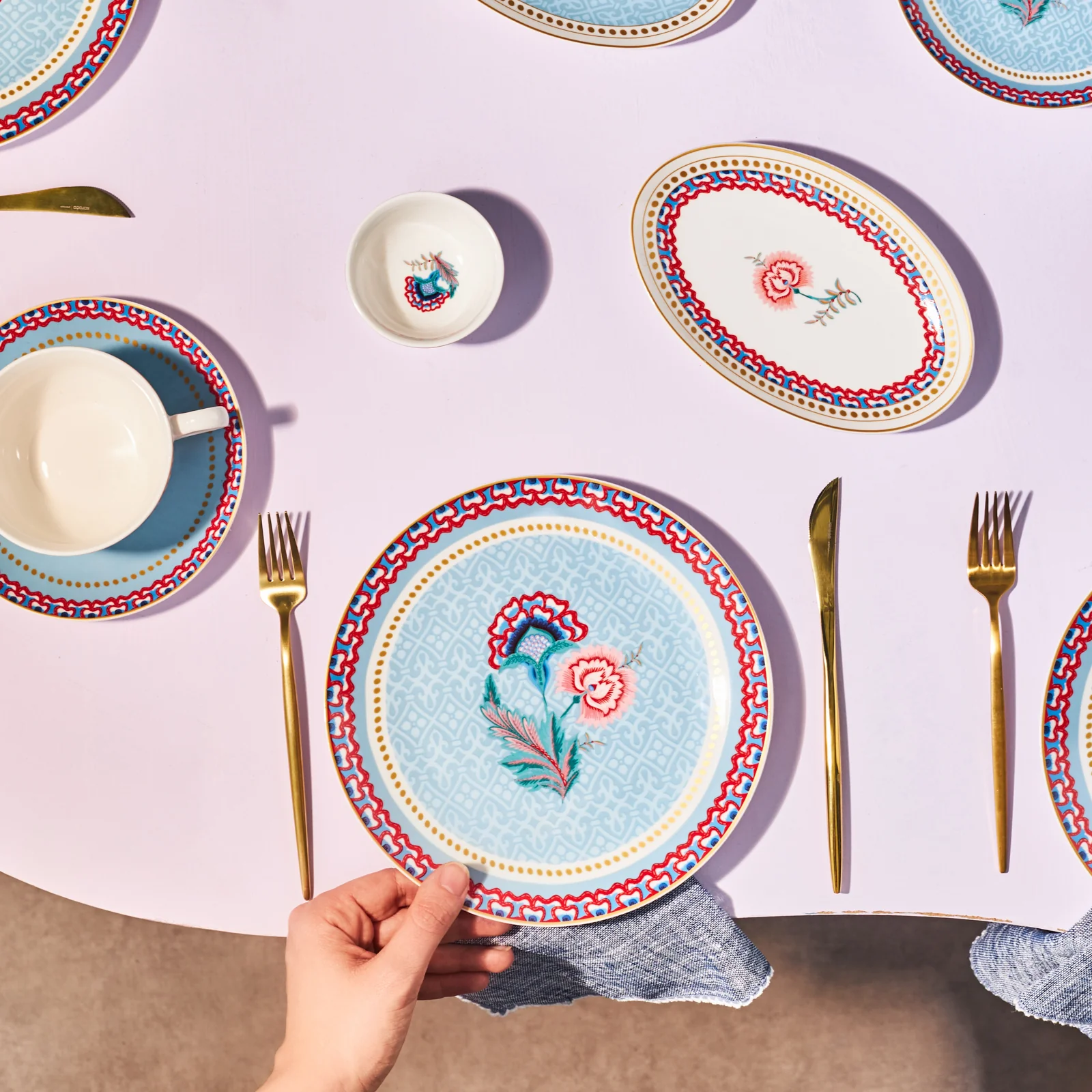Set de Petit-Déjeuner Karaca Forever Bone Spello 26 Pièces Bleu - Image 3