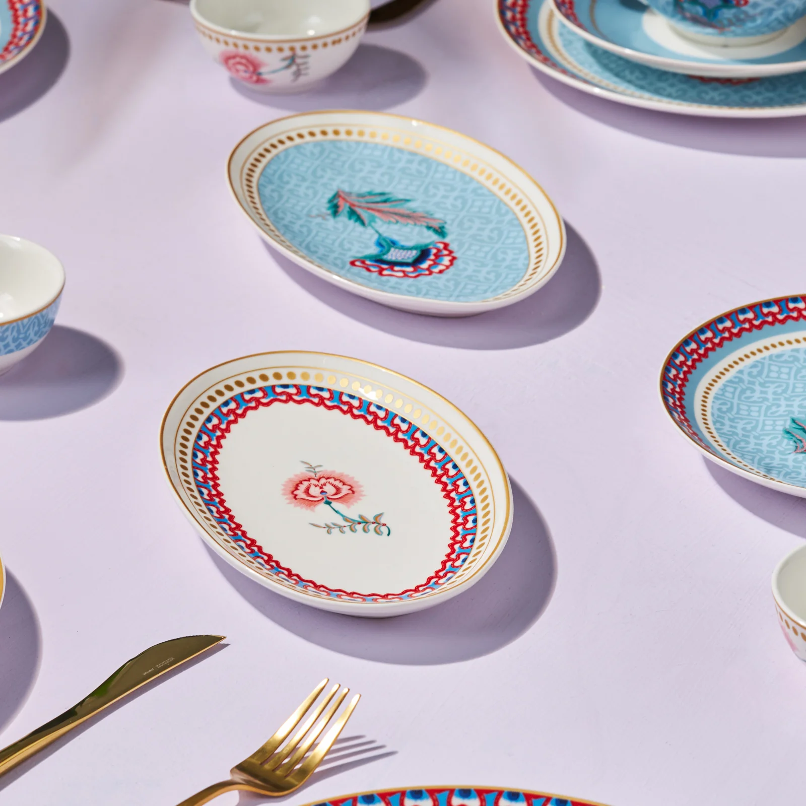 Set de Petit-Déjeuner Karaca Forever Bone Spello 26 Pièces Bleu - Image 4