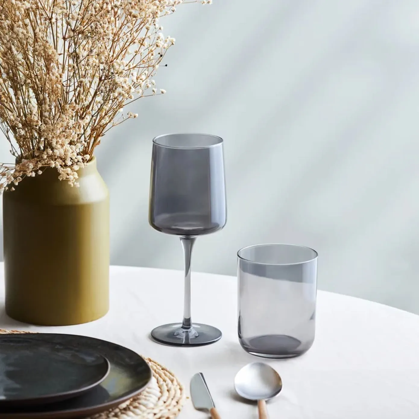 Set de verres à vin Karaca Anthracite, 3 pièces, 320 ml - Image 5